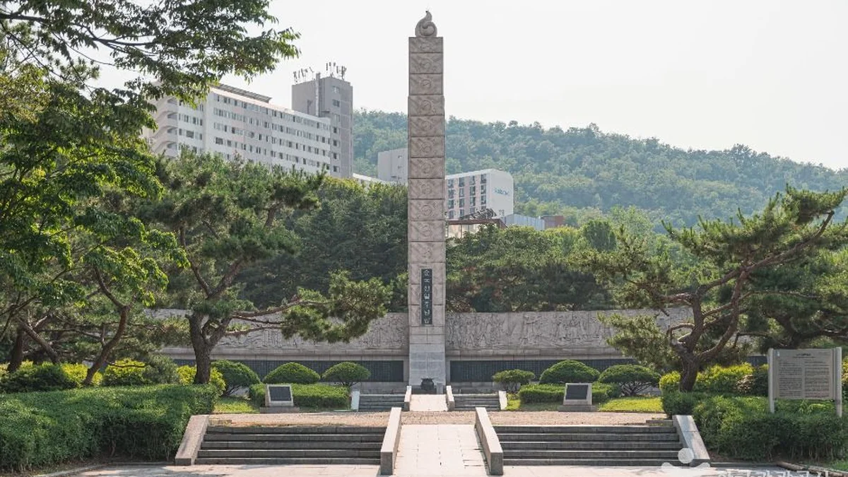 “탑 높이가 15m라니 정말 장엄해요”… 서울 도심 15km에 자리한 역사 명소