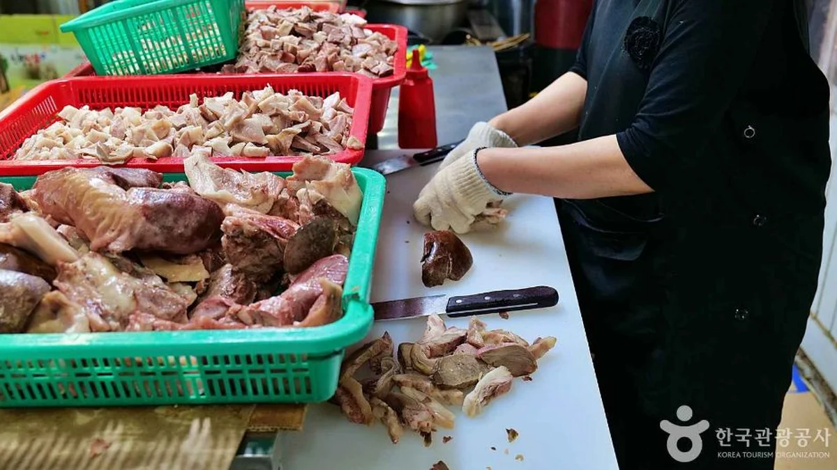 공덕동 족발골목