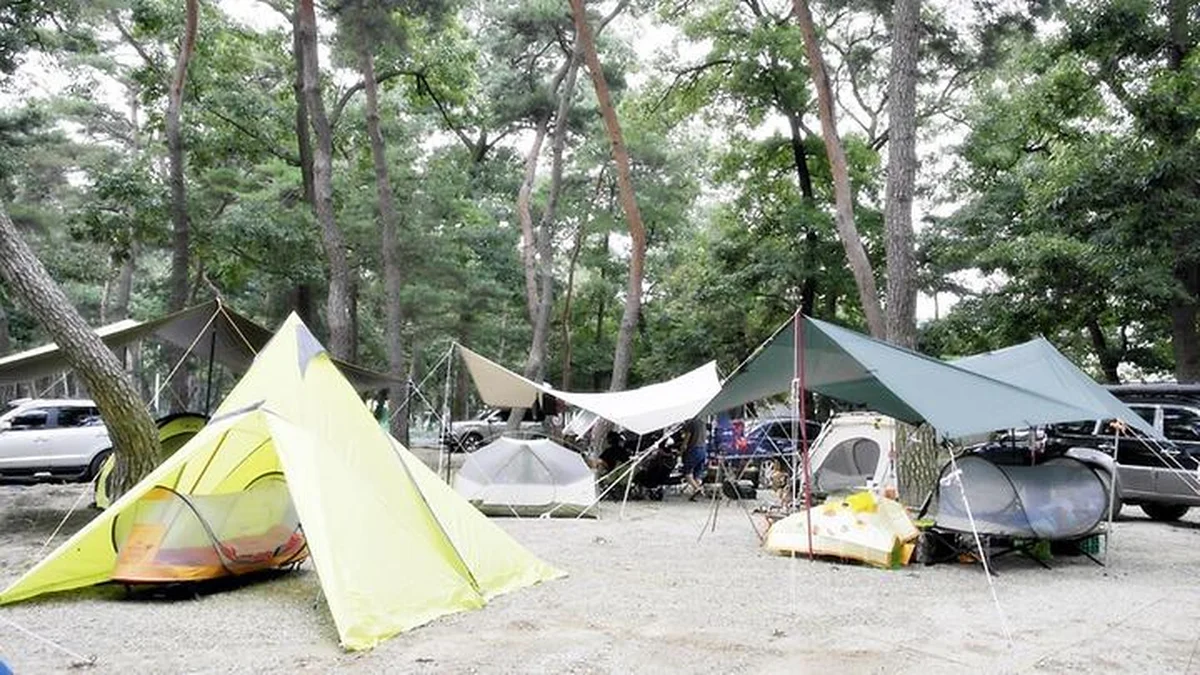 “이런 곳이 다 있나요? 129-19길에 위치한 자연 속 힐링”… 장애인 전용 시설까지 완비된 후평숲캠핑장 여행지