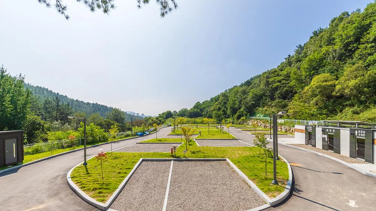 전월산 국민여가캠핑장