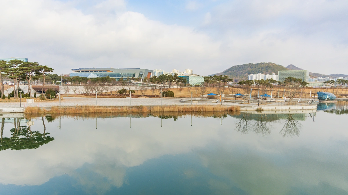 전월산 국민여가캠핑장