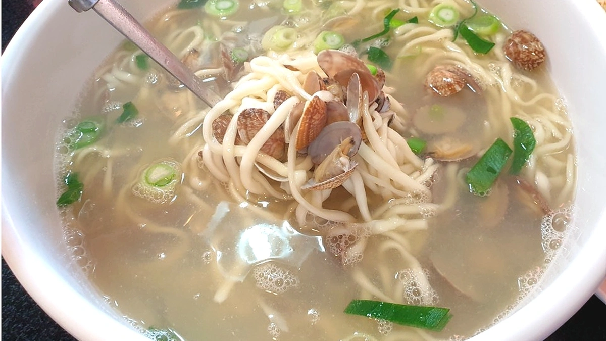 “진짜 이런 해물 찜 맛있다고?”… 10평 공간 가득한 풍미 여행지