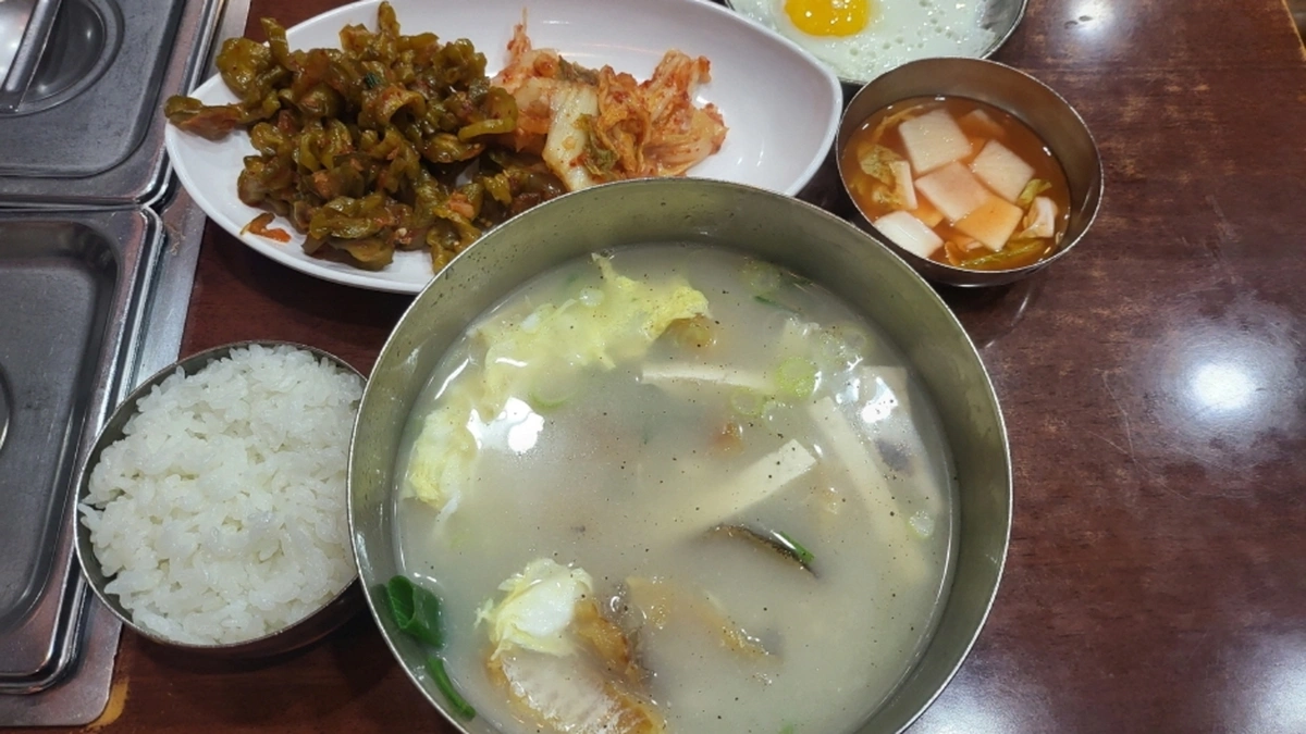 무교동 북어국집