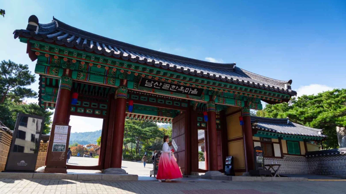 “7,934㎡ 면적의 전통 한옥마을 다녀봤어?”… 자연과 역사의 숨결 느낄 수 있는 서울 명소