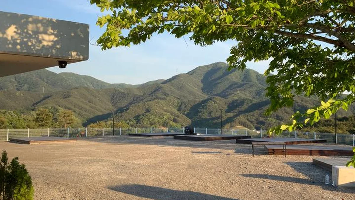 “10,000㎡ 지리산 품에 안긴 캠핑장이라니”… 맑은 새소리 가득한 힐링 여행지