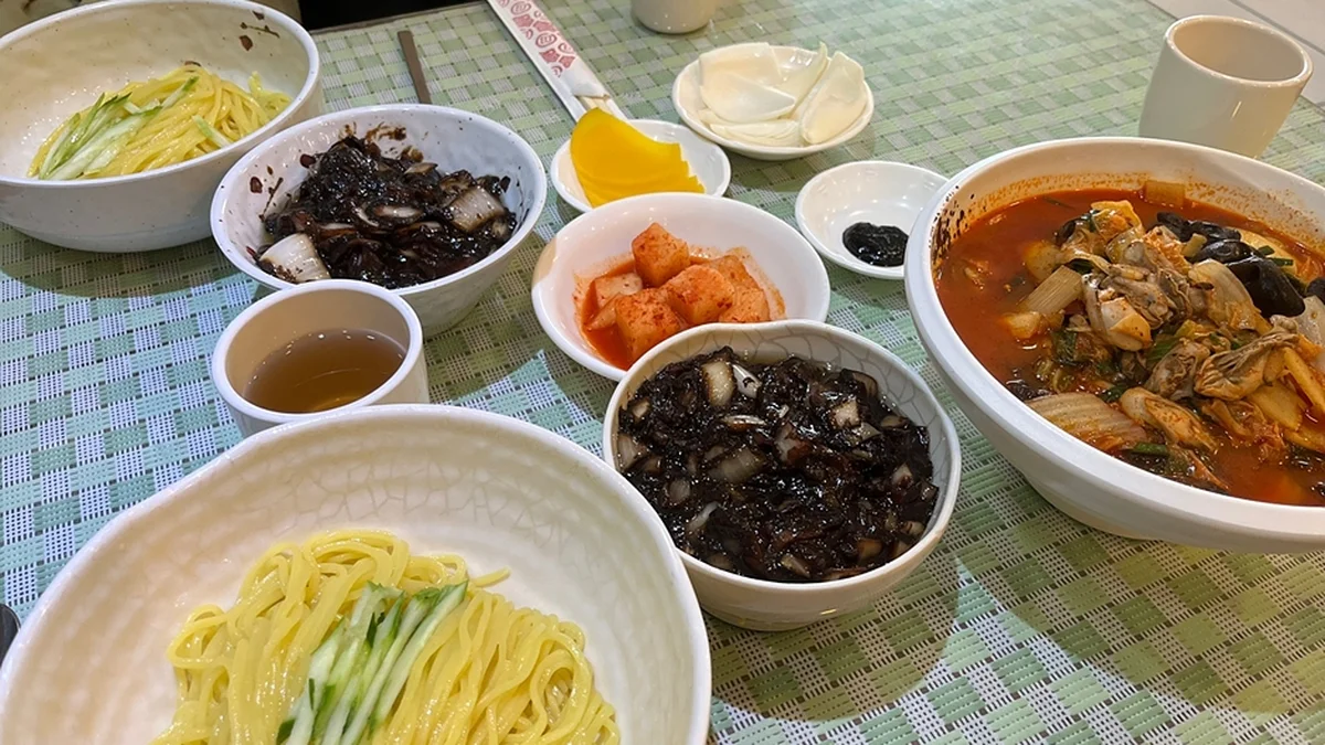 “이렇게 활기찬 시장은 처음 봐요”… 매주 주말에 다양한 문화 체험하는 명소
