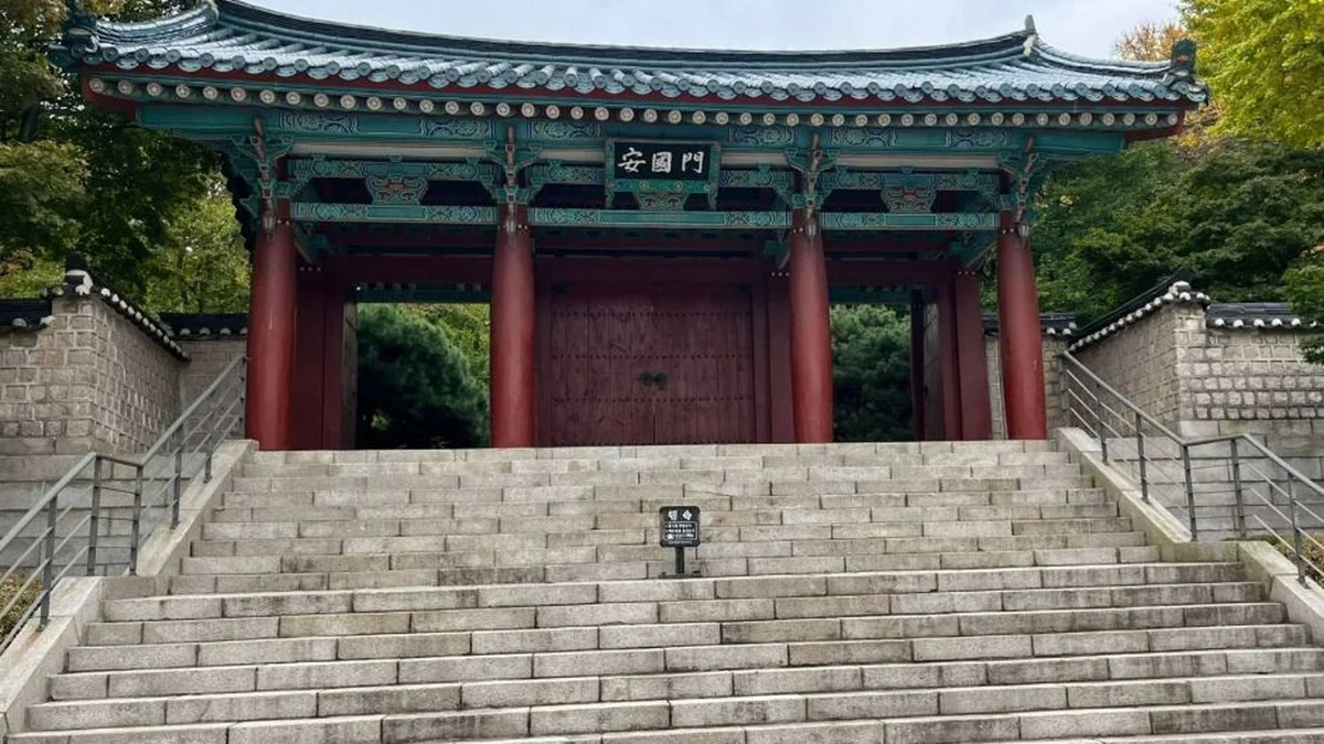 “서울 한복판에 이런 평화가 있더라고!”… 15세기 역사를 간직한 고요한 명소 안국사