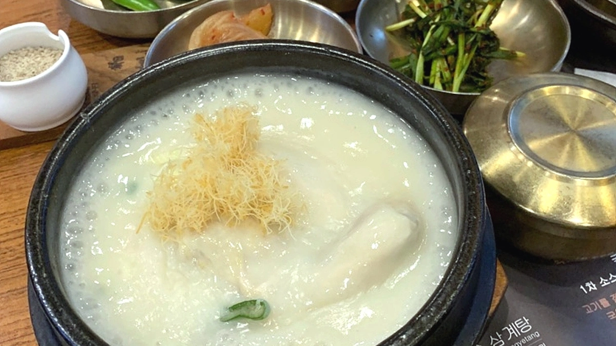 “삼계탕 맛이 이렇게 깊다고?”… 20년 전통 품은 서울 숨은 명소