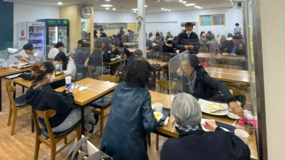 “서울 중심에서 이런 한 끼를 경험해보세요”… 도심 속 1922년 개관한 도서관 명소