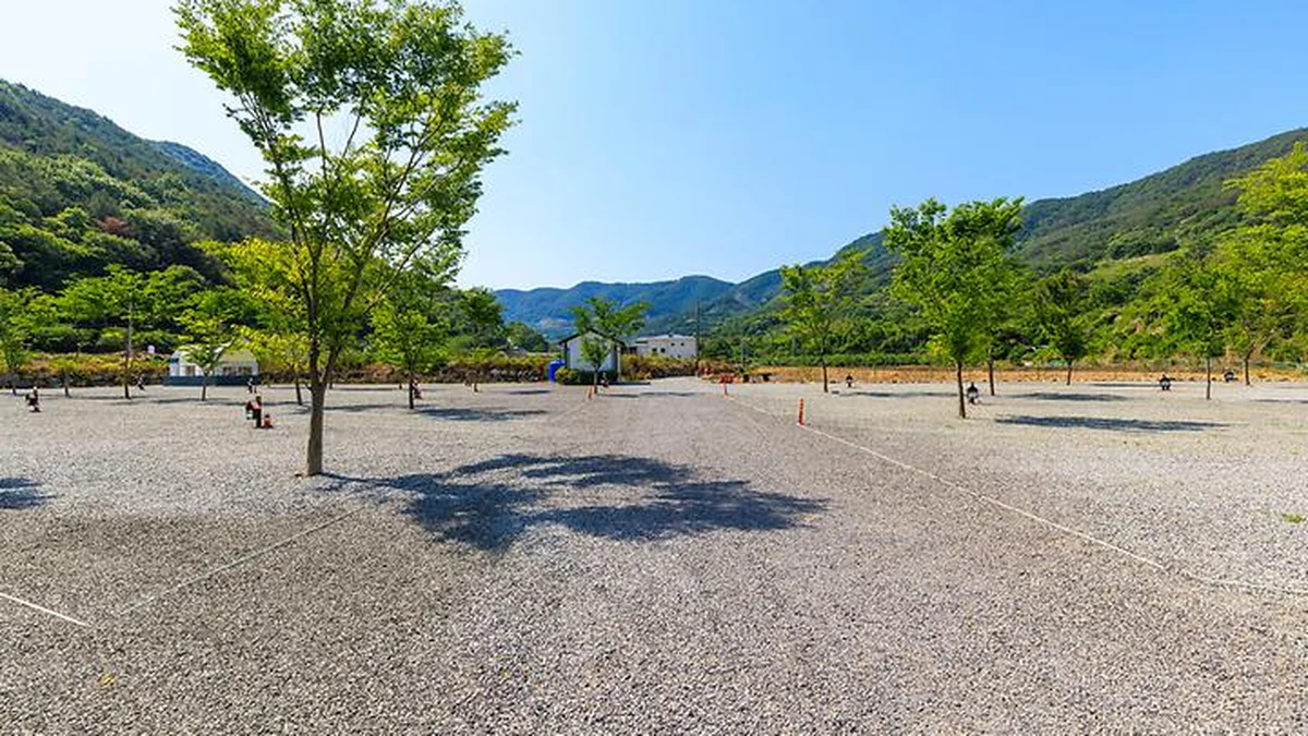 “부드러운 산의 품에 안겨 힐링하다니…” 296km 드라이브 후 만나는 밀양 여행지