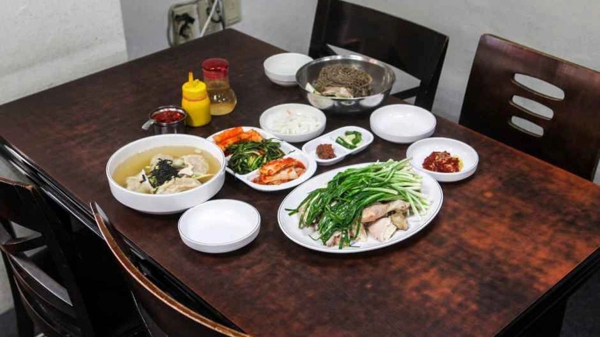 만포막국수
